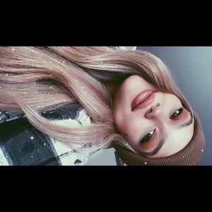 Meet your Posher, Lilly